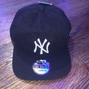 New Era UO Exclusive NY Yankees Old Golfer Chainstitch Snapback Hat